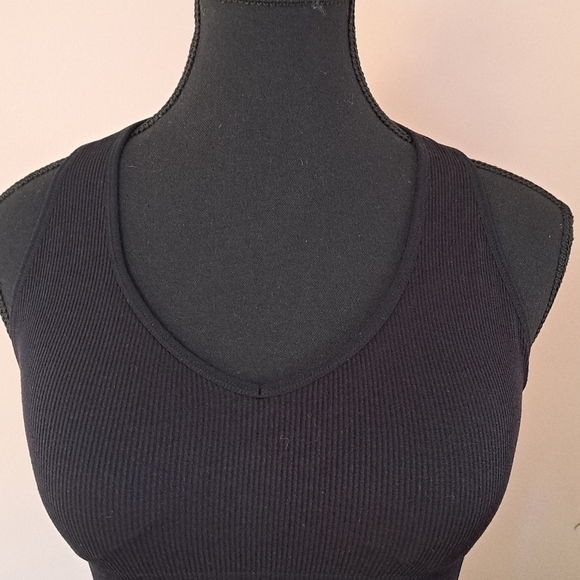 Puma Sports Bra Women's Medium Black Activewear Bra Medium Support - Picture 10 of 11